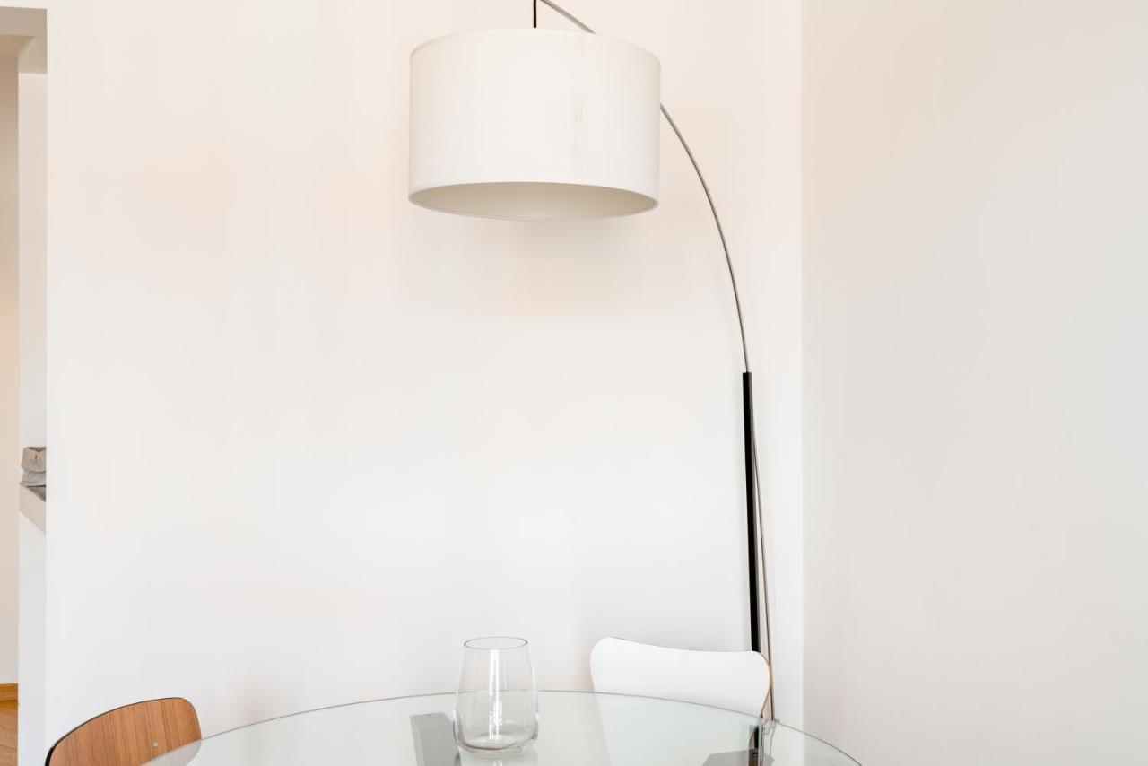 Elegante Bilocale In Zona Tortona Apartment มิลาน ภายนอก รูปภาพ
